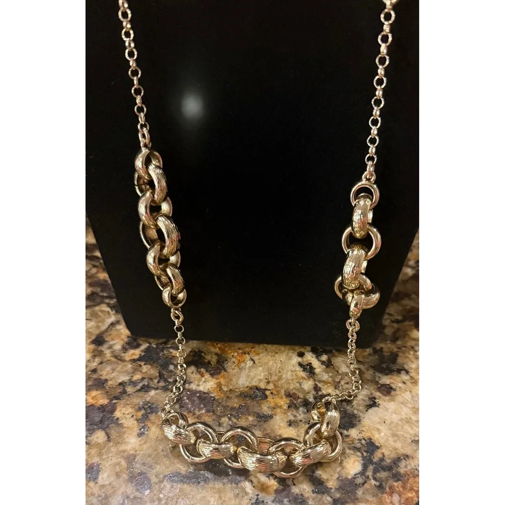 Banana Republic Necklace Gold Long Textured Interlocking Stations Chain Link
